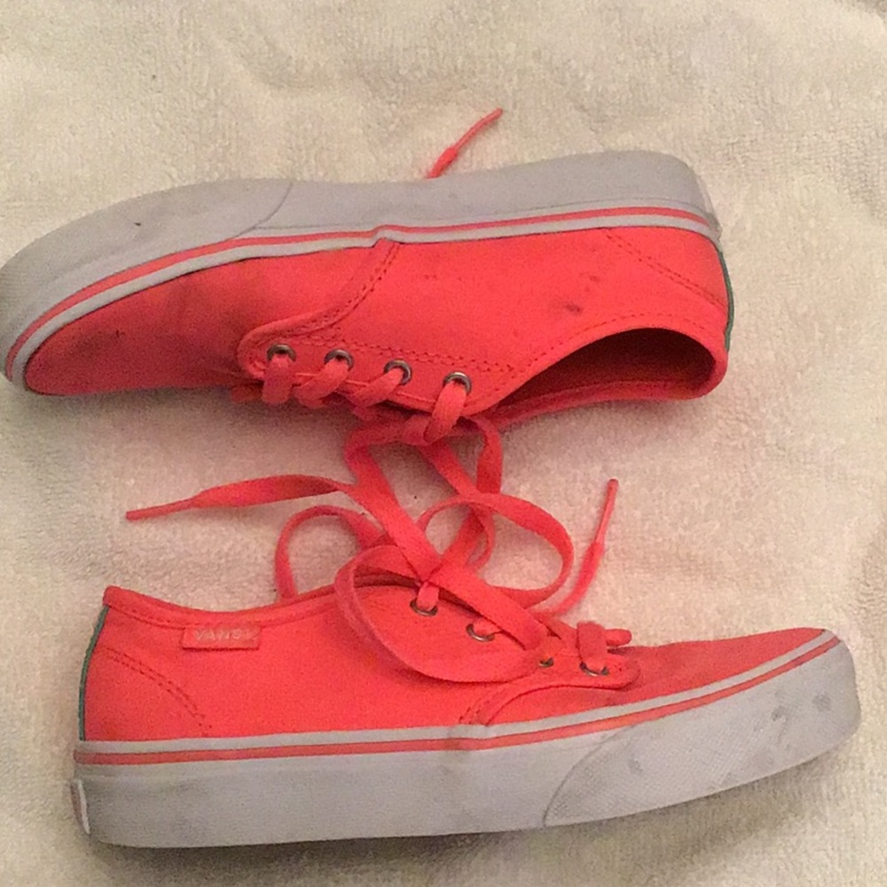 Vans size 1 pink girls tennis shoes,